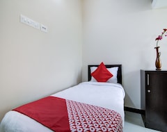 Khách sạn OYO 24147 Royal Stay (Coimbatore, Ấn Độ)
