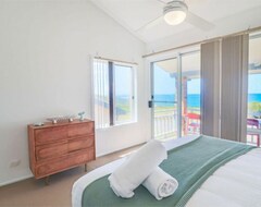 Tüm Ev/Apart Daire Oceanview Beachhouse (City of Lake Macquarie, Avustralya)