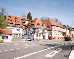 Khách sạn Hotel Bar (Sinsheim, Đức)