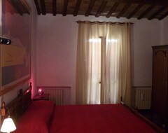 Cijela kuća/apartman Apartment In The Heart Of The Ghetto (Ferrara, Italija)