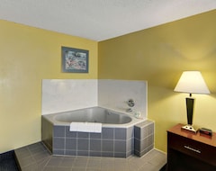 Khách sạn Quality Inn & Suites Grand Prairie (Grand Prairie, Hoa Kỳ)