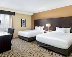 Hotelli La Quinta Inn & Suites Oshawa (Oshawa, Kanada)
