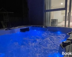 Guesthouse Private Ensuite With Spa In Upper Hutt (Upper Hutt, New Zealand)