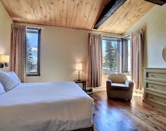 Resort Les Condos Du Lac Taureau- Rooms & Condos (Saint-Michel-des-Saints, Canada)