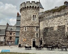 Hotel Les Suites de la Tour d'Embas (Vitré, Frankrig)