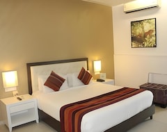 Hotel Aarohi Starz Club (Ahmedabad, Indija)
