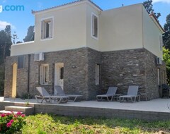 Toàn bộ căn nhà/căn hộ Private 3-bdr Villa, 5 Mins To Town (Apikia, Hy Lạp)