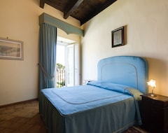 Oda ve Kahvaltı Castello Di Caccuri Suites (Caccuri, İtalya)