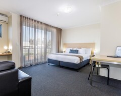 Khách sạn Perth Ascot Central Apartment Hotel (Perth, Úc)