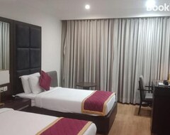 Khách sạn Hotel Axis Holidays - Banjara Hills (Hyderabad, Ấn Độ)