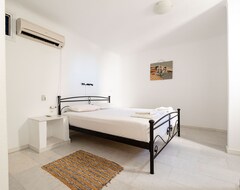 Toàn bộ căn nhà/căn hộ Family Home With 3 Bedrooms Approximately 60m From Kastraki Beach (Axos, Hy Lạp)