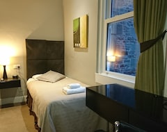 Hotel OYO Thrums Apartment (Edimburgo, Reino Unido)