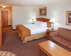 Holiday Inn Express Hotel and Suites Jenks, an IHG Hotel (Jenks, USA)