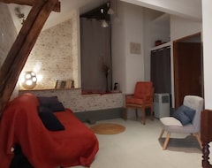 Cijela kuća/apartman Maison De 80m2 Avec Jardin (Haims, Francuska)