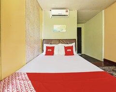 Hotel Oyo 90708 Dkuala Waterfront Chalet (Rompin, Malasia)