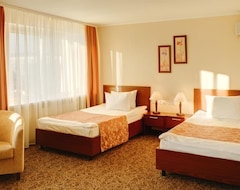 Khách sạn Hotel Ural (Perm, Nga)