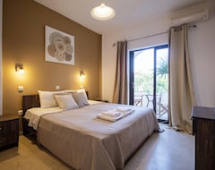 Hotel Parakladi Seaside Retreat (Corfu Ciudade, Grecia)