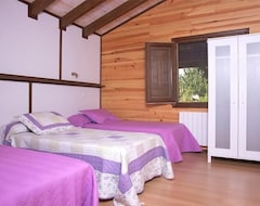 Tüm Ev/Apart Daire Wooden Cottage For Up To 12 People With Pool (Villanueva de la Fuente, İspanya)