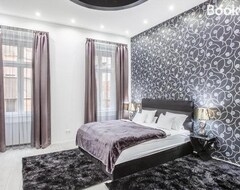 Khách sạn Address Residences Dubai Opera: Luxury 3 BR Serviced Apartment - First Tenant (Budapest, Hungary)