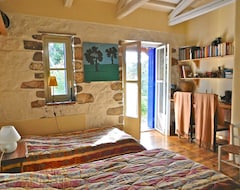 Toàn bộ căn nhà/căn hộ Maha House: Authentically Restored Farmhouse In Central Greece! Don’T Miss Out! (Stylida, Hy Lạp)
