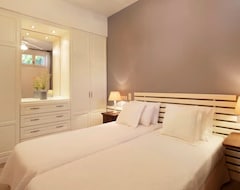 Cijela kuća/apartman Beachfront Andros Retreat | Villa Stenies Ilios | 3 Bedrooms | Stunning Seaviews | Piso Gialia Beach (Andros, Grčka)