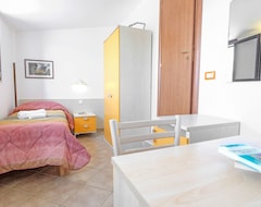 Bed & Breakfast Casa Del Sole Relax Room (Castrignano del Capo, Italia)
