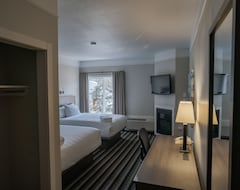Northwinds Hotel | Deluxe Queen (Canmore, Canadá)