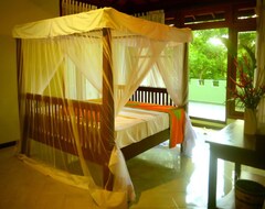 Khách sạn Tropical Retreat (Unawatuna, Sri Lanka)