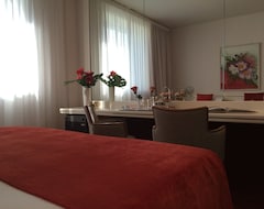 Khách sạn Starhotels Cristallo Palace (Bergamo, Ý)