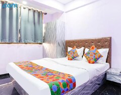 Hotel Fabexpress Kirtiraj (Panvel, Indija)