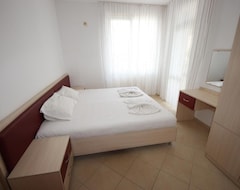 Toàn bộ căn nhà/căn hộ Holiday Apartment Sozopol For 1 - 6 Persons With 1 Bedroom - Holiday Apartment (Tutrakan, Bun-ga-ri)