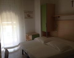 Hotel Lazzarini (Bellaria-Igea Marina, Italien)