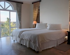 Hotel Waterside Living Marina Martinique 1297 (Jeffreys Bay, South Africa)