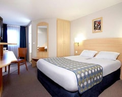 Khách sạn Sure Hotel By Best Western Plaisir (Plaisir, Pháp)