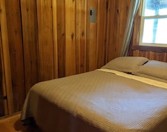 Cijela kuća/apartman Cabin #6, Small Rustic Cabin Located In Brown County Indiana (Martinsville, Sjedinjene Američke Države)