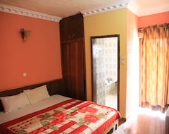 Mokland Hotel And Suites (Ota, Nijerya)