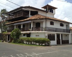 Hotel Fort Dew (Galle, Sri Lanka)
