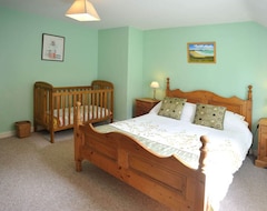 Hele huset/lejligheden Tremaes, Solva - Four Bedroom Cottage, Sleeps 8 (Haverfordwest, Storbritannien)
