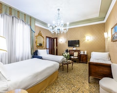 Hotel Colombina (Venecia, Italia)