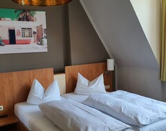 Khách sạn Hotel Friedensbruecke (Greiz, Đức)