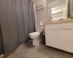 Hotelli (a13) Cozy 1 Bedroom Studio With Private Bath (Beverly Hills, Amerikan Yhdysvallat)
