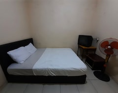 Khách sạn Spot On 93326 Pondok Anie Syariah (Pekanbaru, Indonesia)