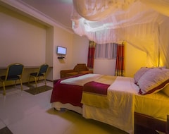 Hotel Royal Nest Entebbe (Entebbe, Uganda)