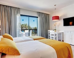 Hotel Grupotel Mar de Menorca (Cala Canutells, Spain)
