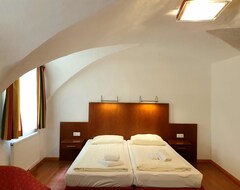 Hotelli Zwei-zimmer-apartment Mit Balkon Aktionsrate - Via Roma, Hotel (Salzburg, Itävalta)