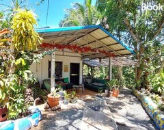 Koko talo/asunto 4rest Vacation Home W/ Private Pool & Garden (Maragondon, Filippiinit)