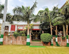 Khách sạn Heritage &Lawn (Lucknow, Ấn Độ)