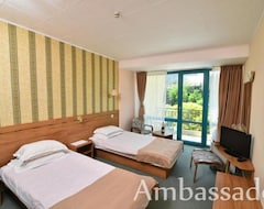 Khách sạn Ambassador (Golden Sands, Bun-ga-ri)