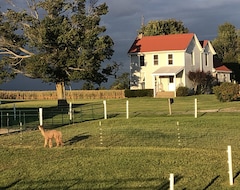 Casa/apartamento entero Farmhouse Getaway On Alpaca Farm (Connersville, EE. UU.)
