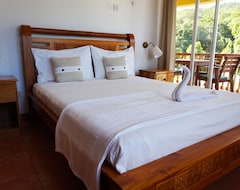 Hotel La Villa Therese Holiday Apartments (Anse Royale, Seychelles)